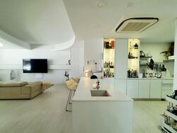The Beverly (D21), Apartment #507130231